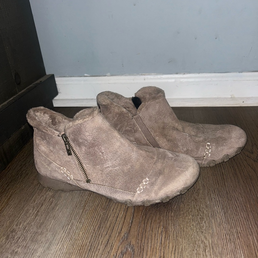 Skechers mocassin booties